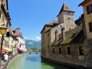 Vieille Ville Annecy - Canal Thiou - Hotel Les Trésoms